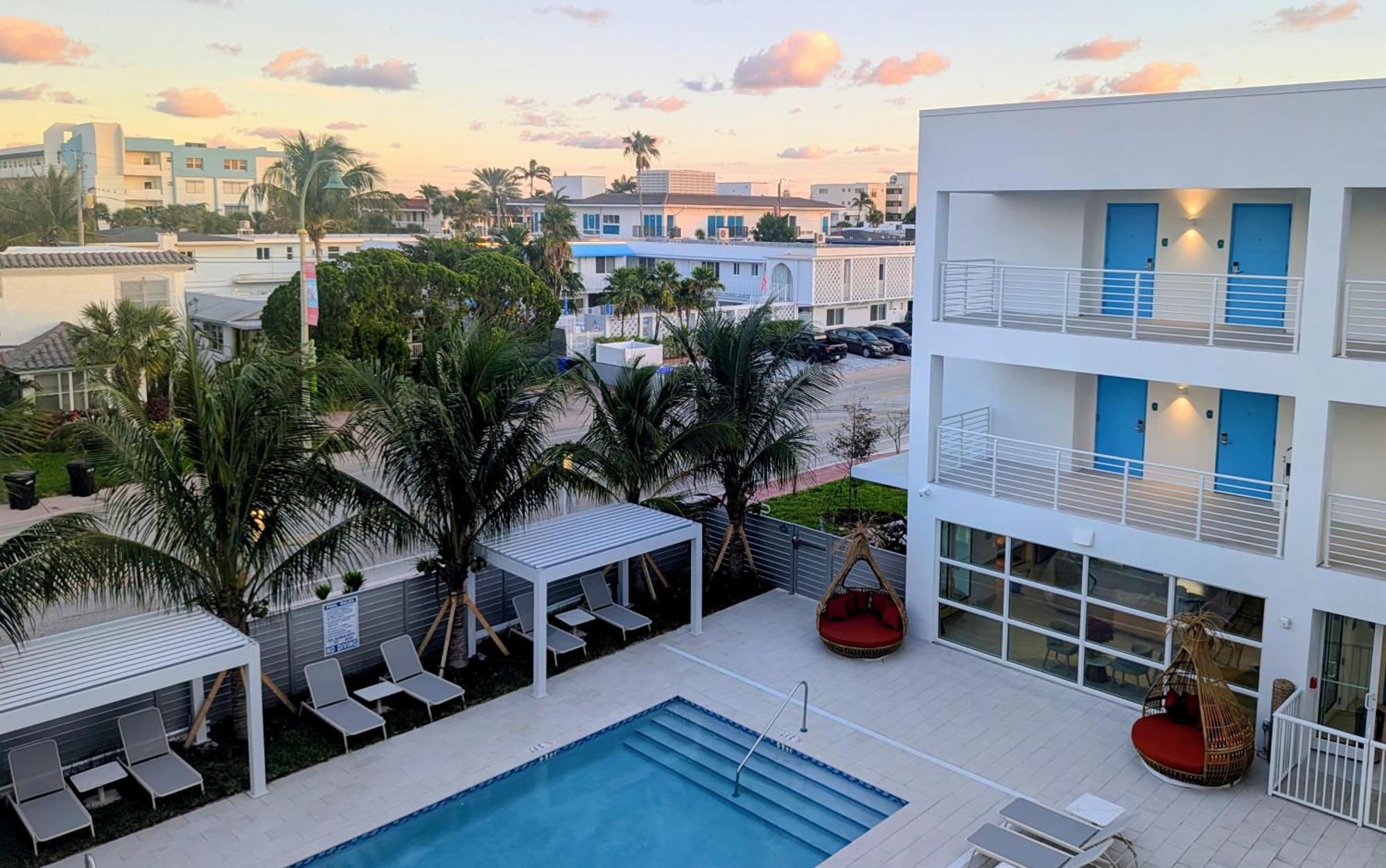 Sea Glass Beach Place, Trademark Collection By Wyndham Lauderdale-by-the-Sea ภายนอก รูปภาพ